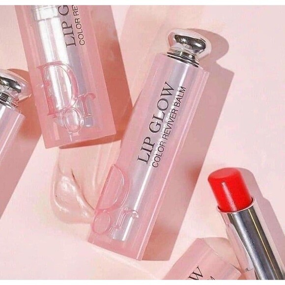 DIOR: Cherry Dior Addict Lip Glow (Shade 015) - Picture 7 of 8